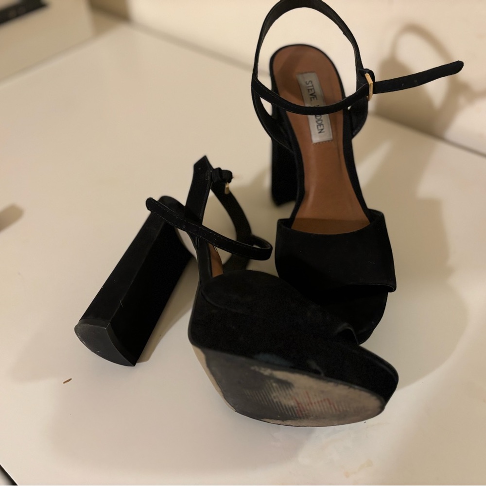 Steve Madden black suede platform peep toe